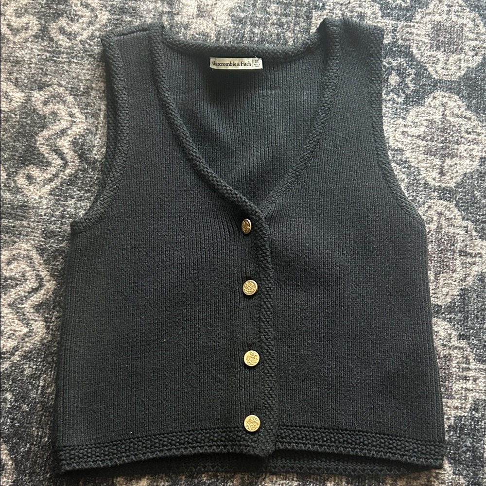 Abercrombie & Fitch Black Knit Vest with Gold Buttons XS